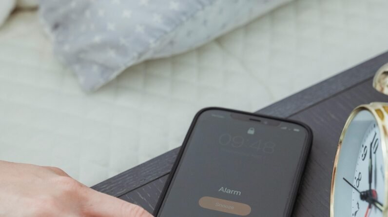 why consistent wake time fixes bedtime practical tips that work 7 proven