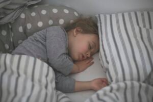 How to Make Evenings Calmer Before Bed