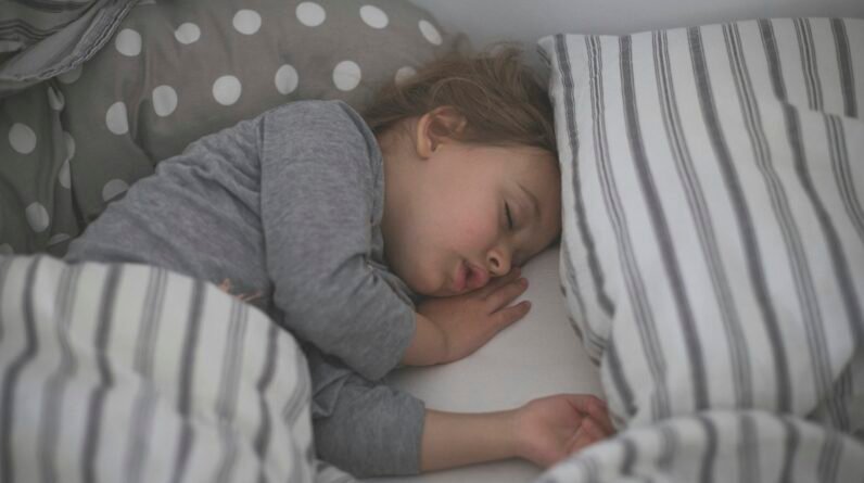 how to to reduce bedtime meltdowns practical tips that work 7